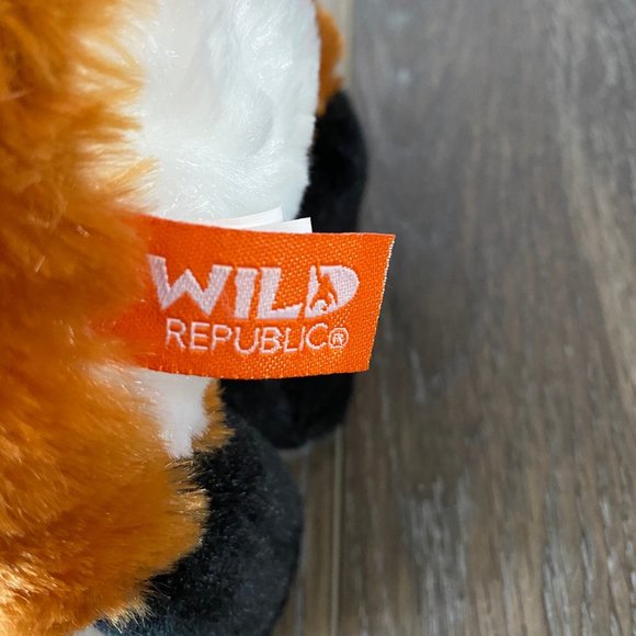 Wild Republic Red Fox Plush Sitting Stuffed Animal - Picture 10 of 10